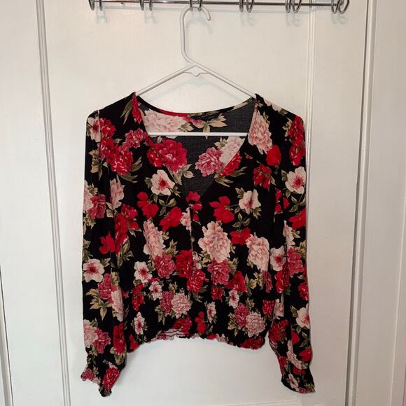 American Eagle Floral Smocked Button Blouse size M - Picture 1 of 5